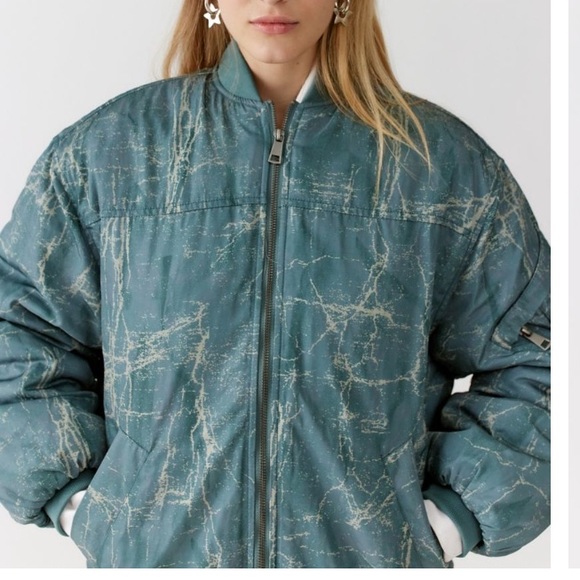 BDG Marcy Nylon Bomber Jacket - Picture 3 of 10